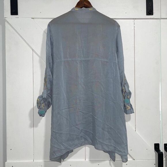 Johnny Was Tunic Womens XS Long Sleeve Blouse Top Button Up Embroidered Boho Art - Picture 3 of 15